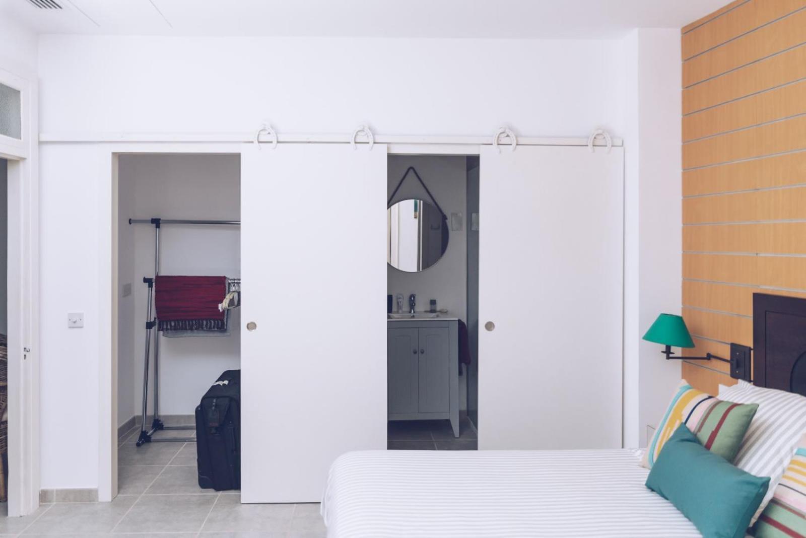 Chic & Luxurious 2-Br Escape Designed For Elegance Appartement Gibraltar Buitenkant foto